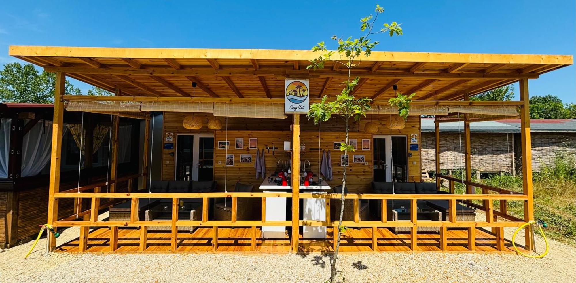 Cozyhut Бунгало Под Наем Chernomorets Buitenkant foto